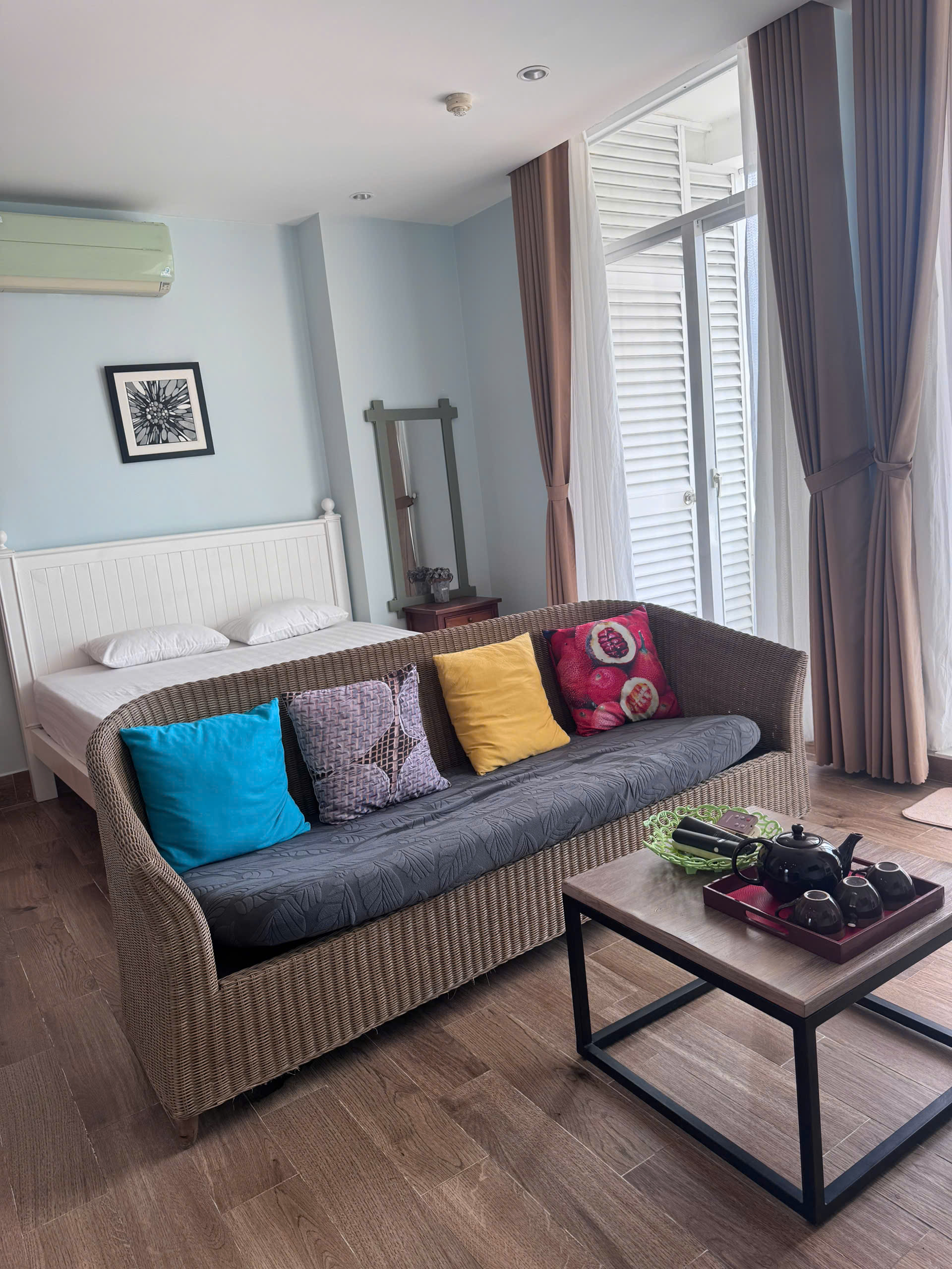 Ocean view apartment for rent at Thuy Tien Building, Vung Tau 